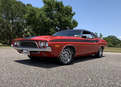 Dodge-Challenger-1972-Red-Black-3697-11