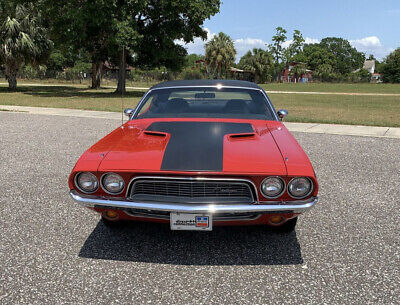 Dodge-Challenger-1972-Red-Black-3697-7