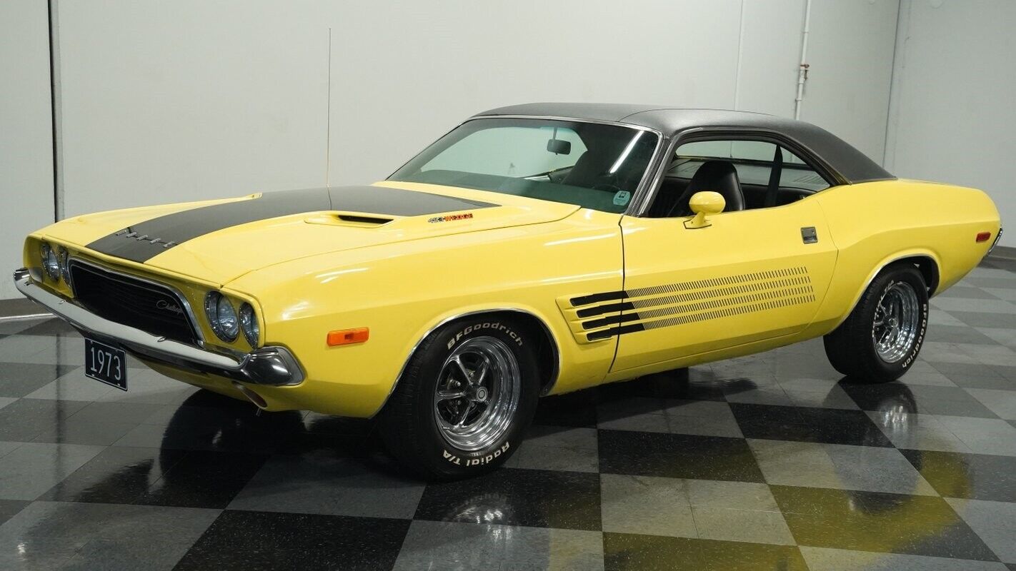 Dodge-Challenger-1973-Top-Banana-Black-2182-6