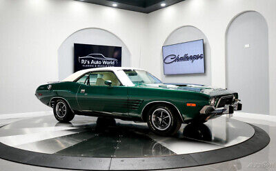 Dodge-Challenger-1974-Green-White-79524-5