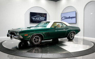 Dodge-Challenger-1974-Green-White-79524-8