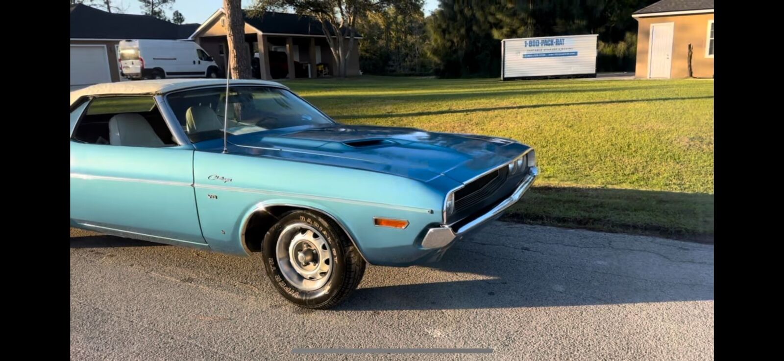 Dodge-Challenger-Cabriolet-1970-Blue-Blue-0-1