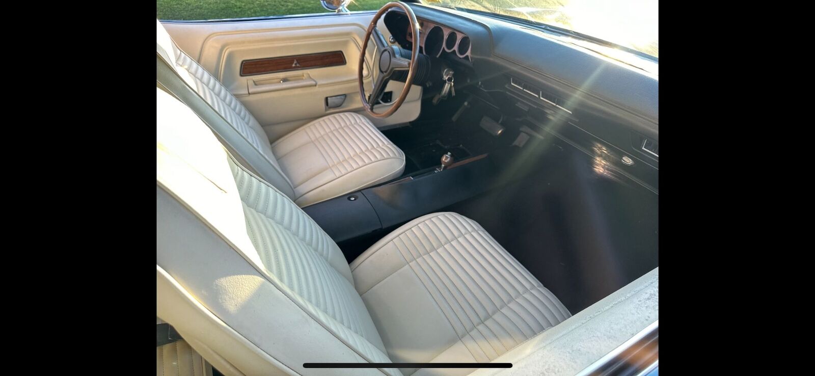 Dodge-Challenger-Cabriolet-1970-Blue-Blue-0-12