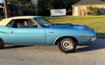 Dodge-Challenger-Cabriolet-1970-Blue-Blue-0-2