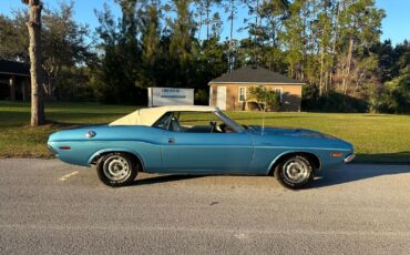 Dodge-Challenger-Cabriolet-1970-Blue-Blue-0-24