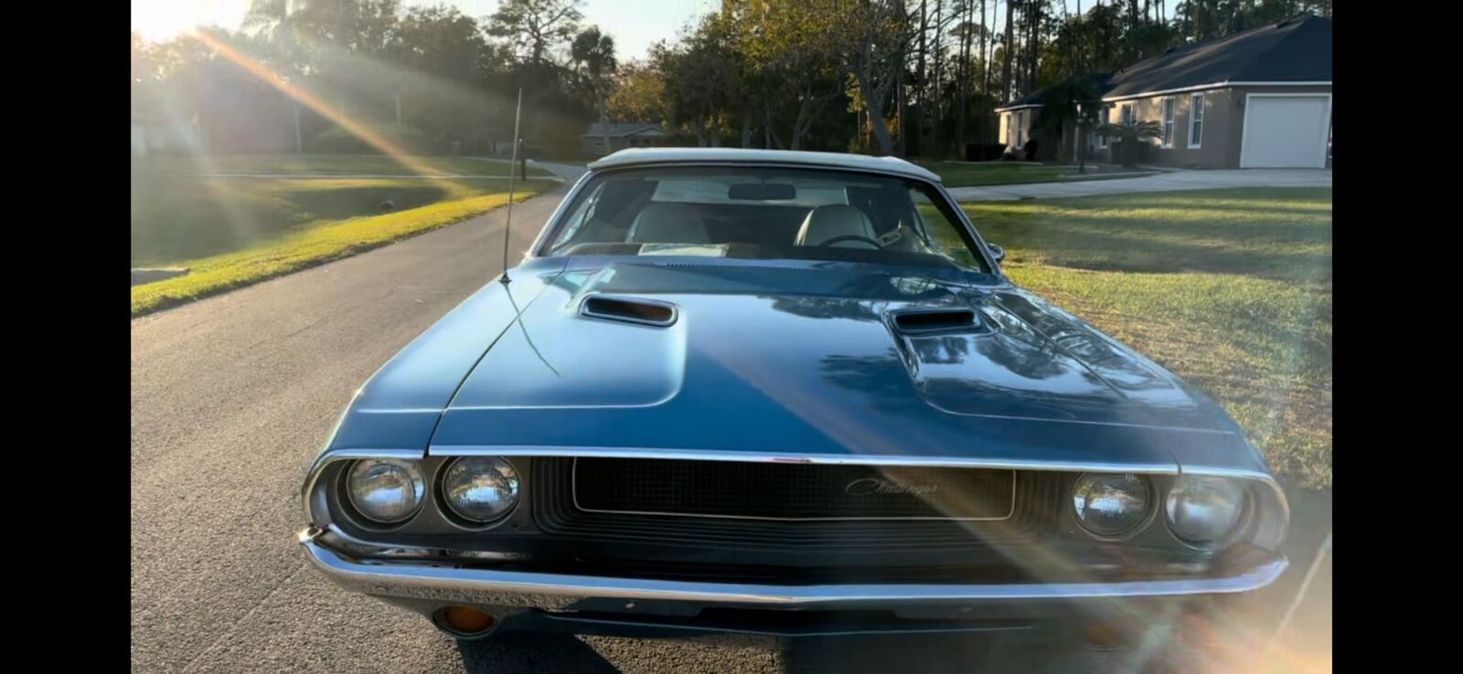 Dodge-Challenger-Cabriolet-1970-Blue-Blue-0-3