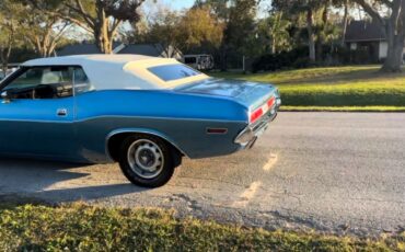 Dodge-Challenger-Cabriolet-1970-Blue-Blue-0-7