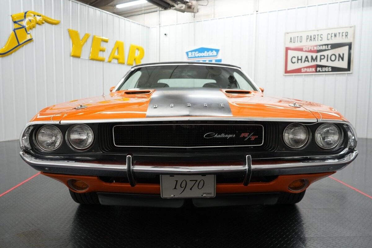 Dodge-Challenger-Convertible-Cabriolet-1970-Orange-Black-0-30