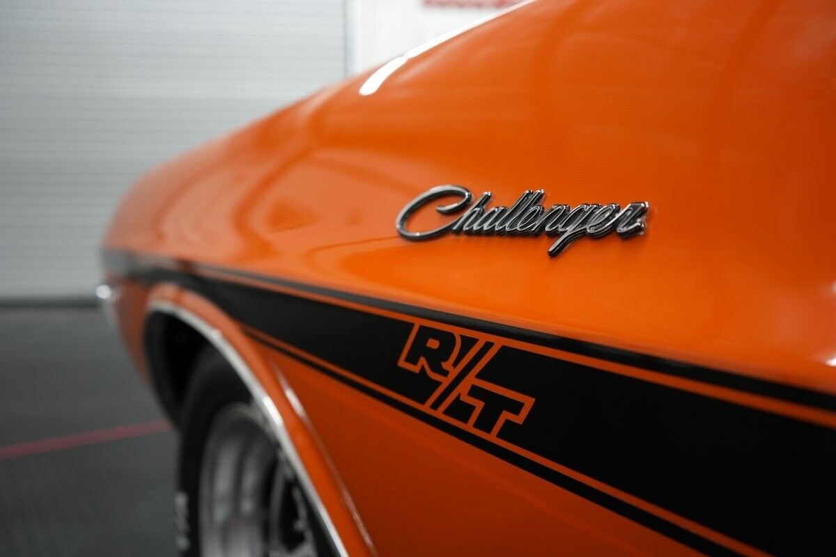 Dodge-Challenger-Convertible-Cabriolet-1970-Orange-Black-0-34