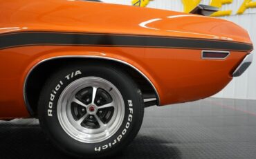 Dodge-Challenger-Convertible-Cabriolet-1970-Orange-Black-0-37