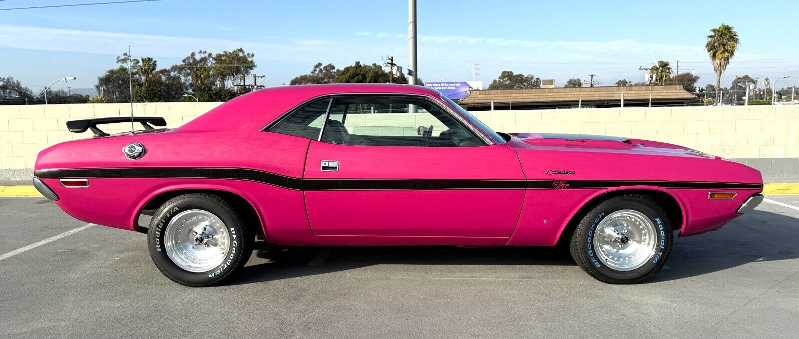 Dodge-Challenger-Coupe-1970-Pink-Black-78979-5