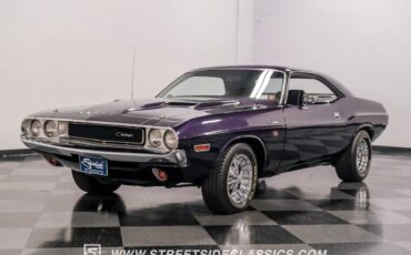 Dodge-Challenger-Coupe-1970-Plum-Black-39616-5