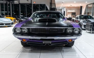 Dodge-Challenger-Coupe-1970-Plum-Crazy-Black-69337-4