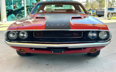 Dodge-Challenger-Coupe-1970-Red-Black-105713-1