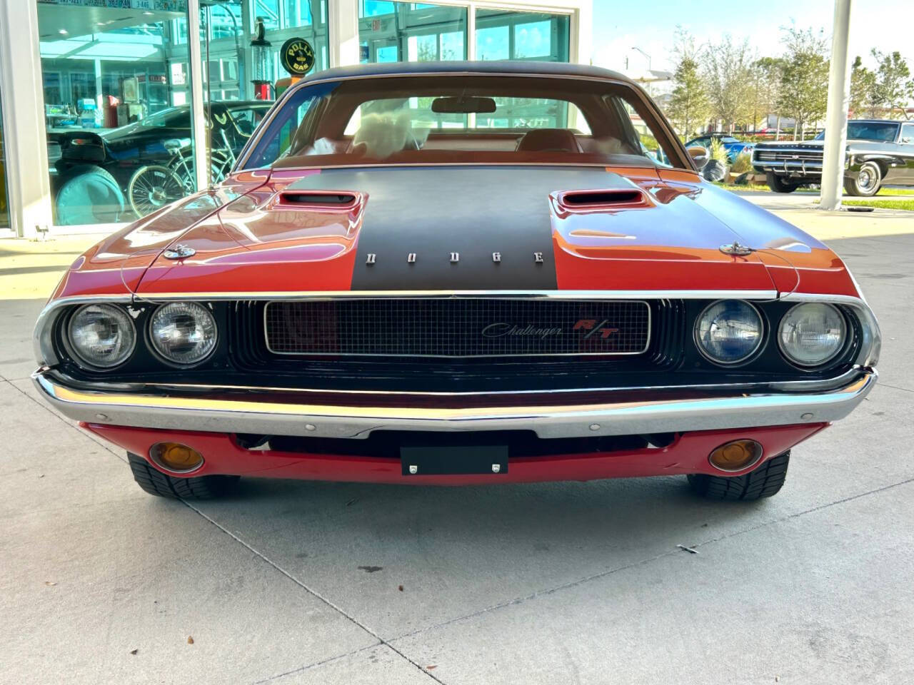 Dodge-Challenger-Coupe-1970-Red-Black-105713-1