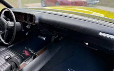 Dodge-Challenger-Coupe-1971-Yellow-Black-60009-21