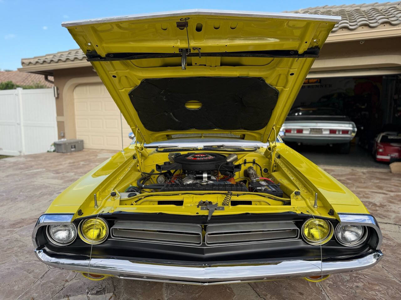 Dodge-Challenger-Coupe-1971-Yellow-Black-60009-29