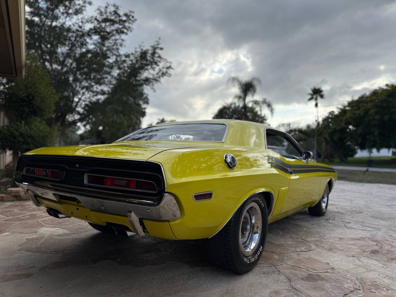 Dodge-Challenger-Coupe-1971-Yellow-Black-60009-5