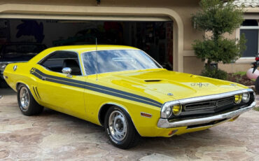 Dodge-Challenger-Coupe-1971-Yellow-Black-60009-8