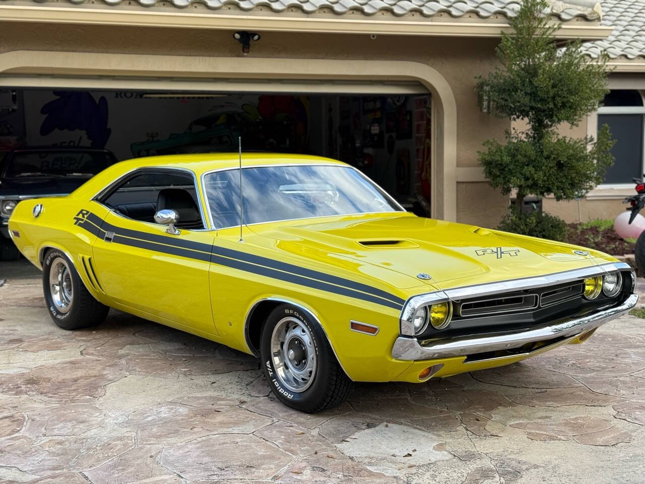 Dodge-Challenger-Coupe-1971-Yellow-Black-60009-8