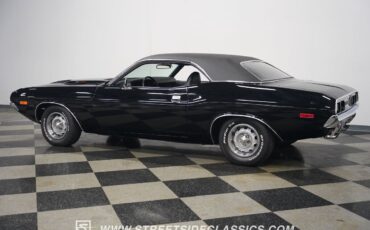 Dodge-Challenger-Coupe-1972-Black-Black-1316-10