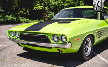 Dodge-Challenger-Coupe-1972-Green-Black-63447-10