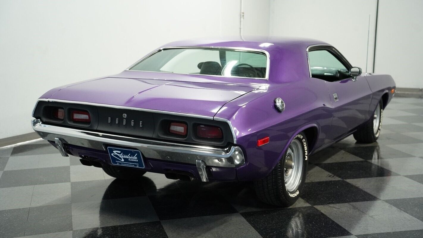 Dodge-Challenger-Coupe-1973-Purple-Black-62229-10