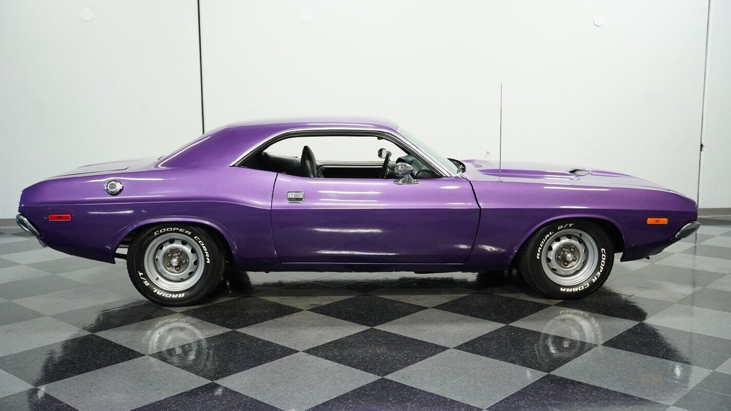 Dodge-Challenger-Coupe-1973-Purple-Black-62229-12