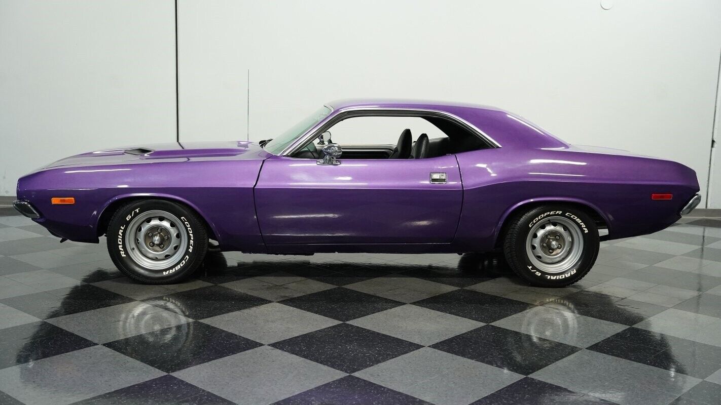 Dodge-Challenger-Coupe-1973-Purple-Black-62229-2