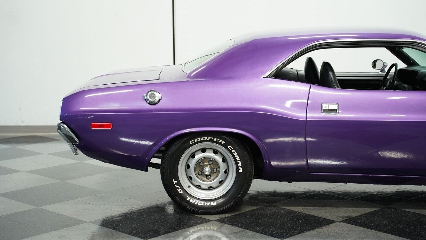 Dodge-Challenger-Coupe-1973-Purple-Black-62229-26