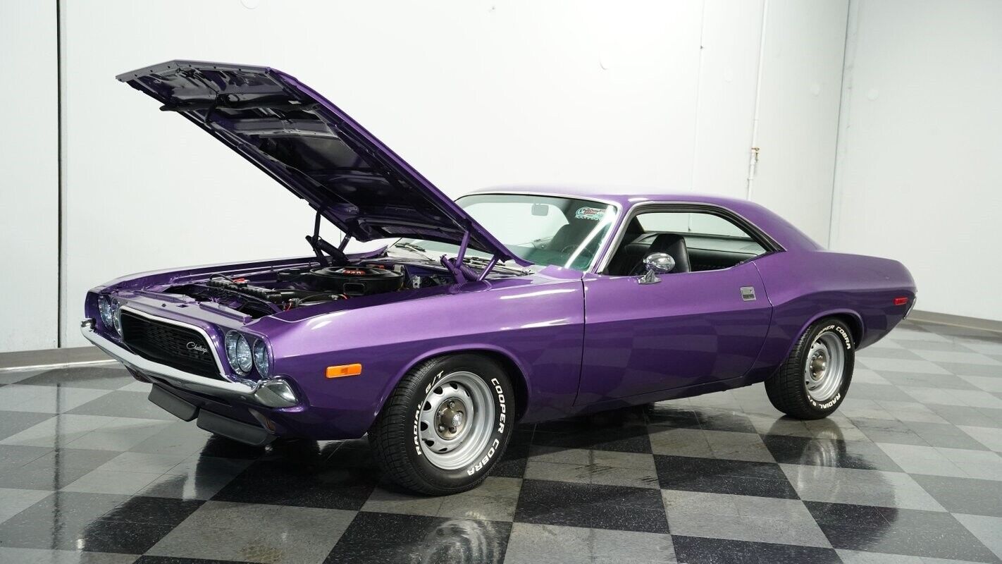 Dodge-Challenger-Coupe-1973-Purple-Black-62229-28