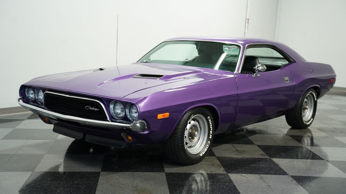 Dodge-Challenger-Coupe-1973-Purple-Black-62229-5