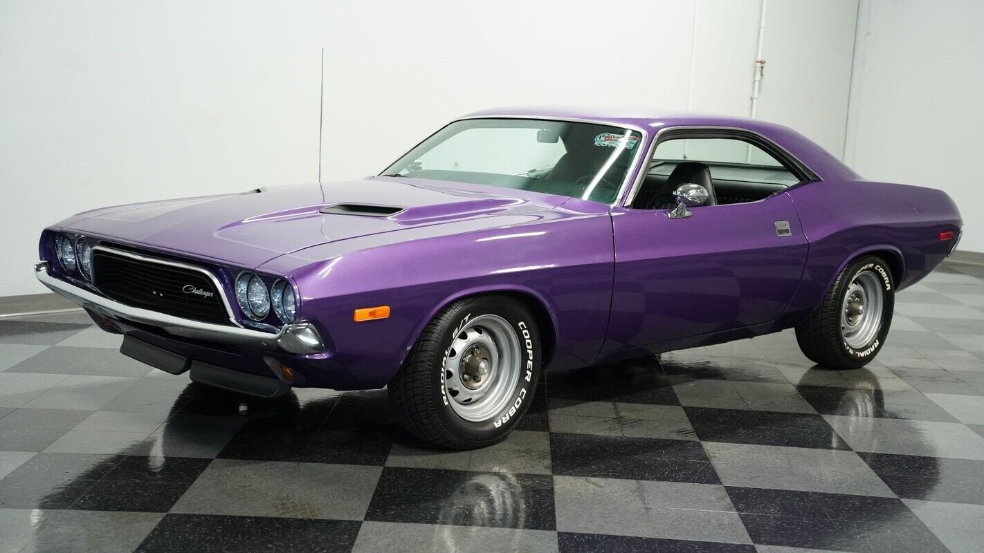 Dodge-Challenger-Coupe-1973-Purple-Black-62229-6