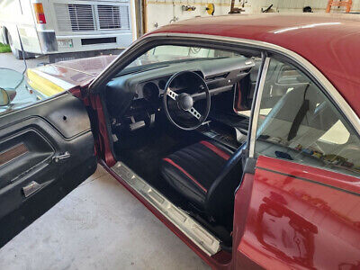 Dodge-Challenger-Coupe-1973-Red-Black-122310-5