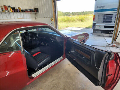 Dodge-Challenger-Coupe-1973-Red-Black-122310-7