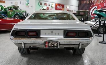 Dodge-Challenger-Coupe-1973-Silver-Black-1054-4