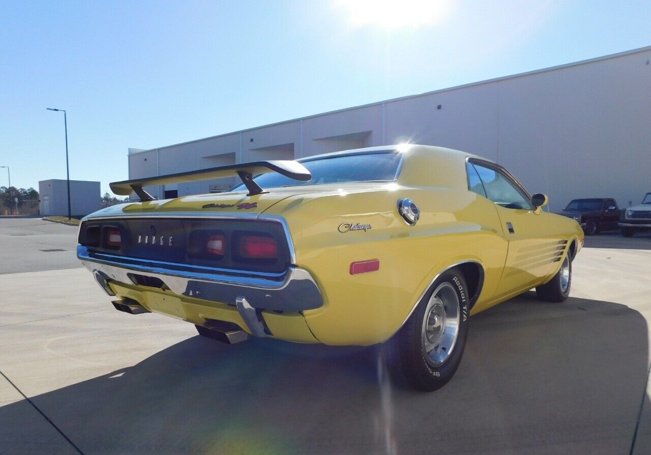 Dodge-Challenger-Coupe-1973-Yellow-Black-140081-10