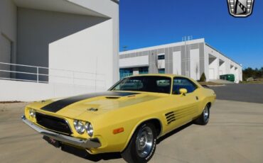 Dodge-Challenger-Coupe-1973-Yellow-Black-140081-4