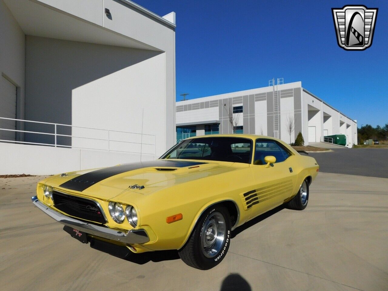 Dodge-Challenger-Coupe-1973-Yellow-Black-140081-4