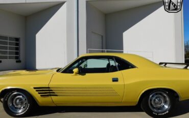 Dodge-Challenger-Coupe-1973-Yellow-Black-140081-6