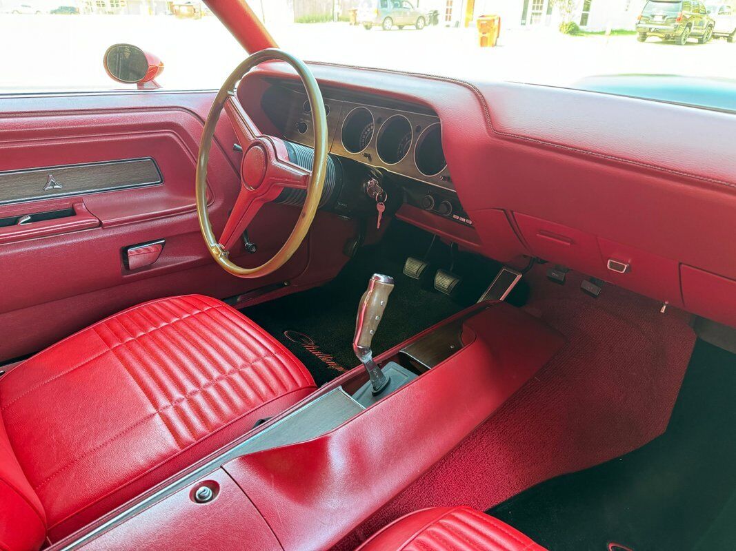 Dodge-Challenger-TA-1970-Red-Red-0-11