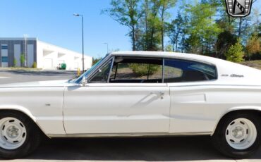 Dodge-Charger-1966-White-Black-60473-6