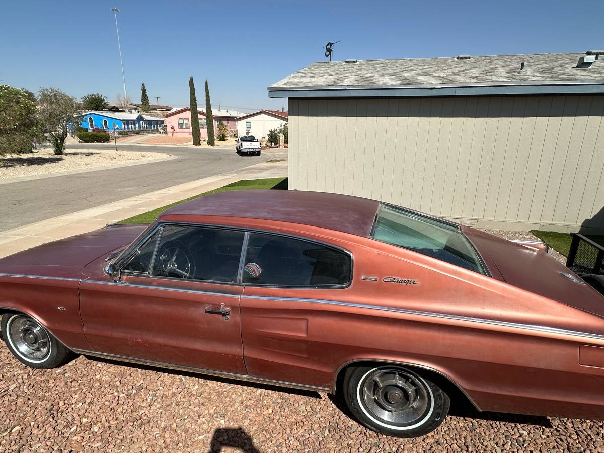 Dodge-Charger-1967-custom-160934-1