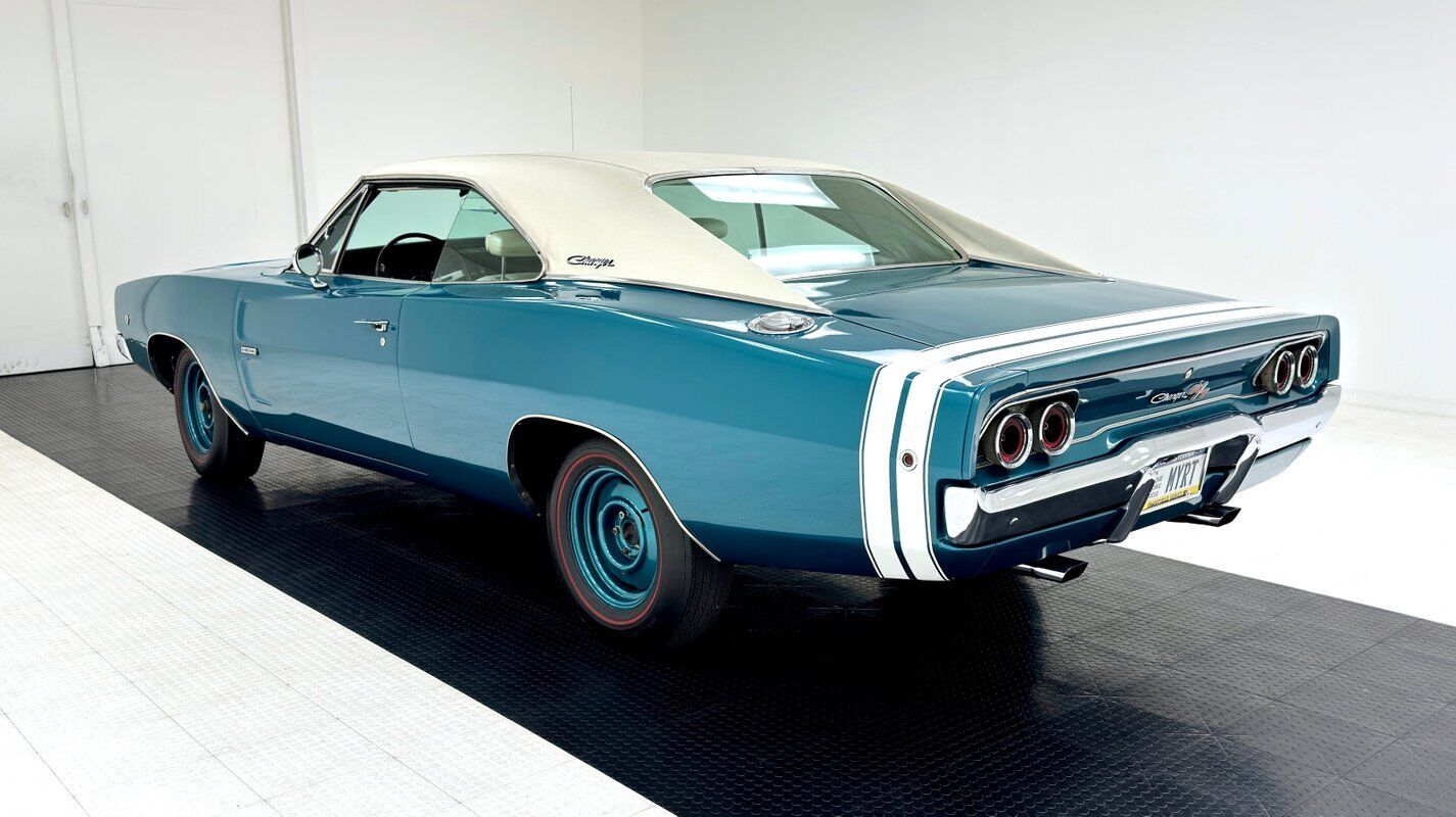 Dodge-Charger-1968-Medium-Dark-Turquoise-Metallic-White-0-2