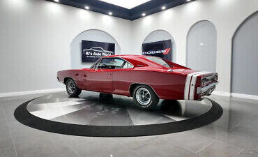 Dodge-Charger-1968-Red-Red-10364-5