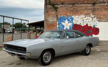 Dodge-Charger-1968-Silver-Black-0-5