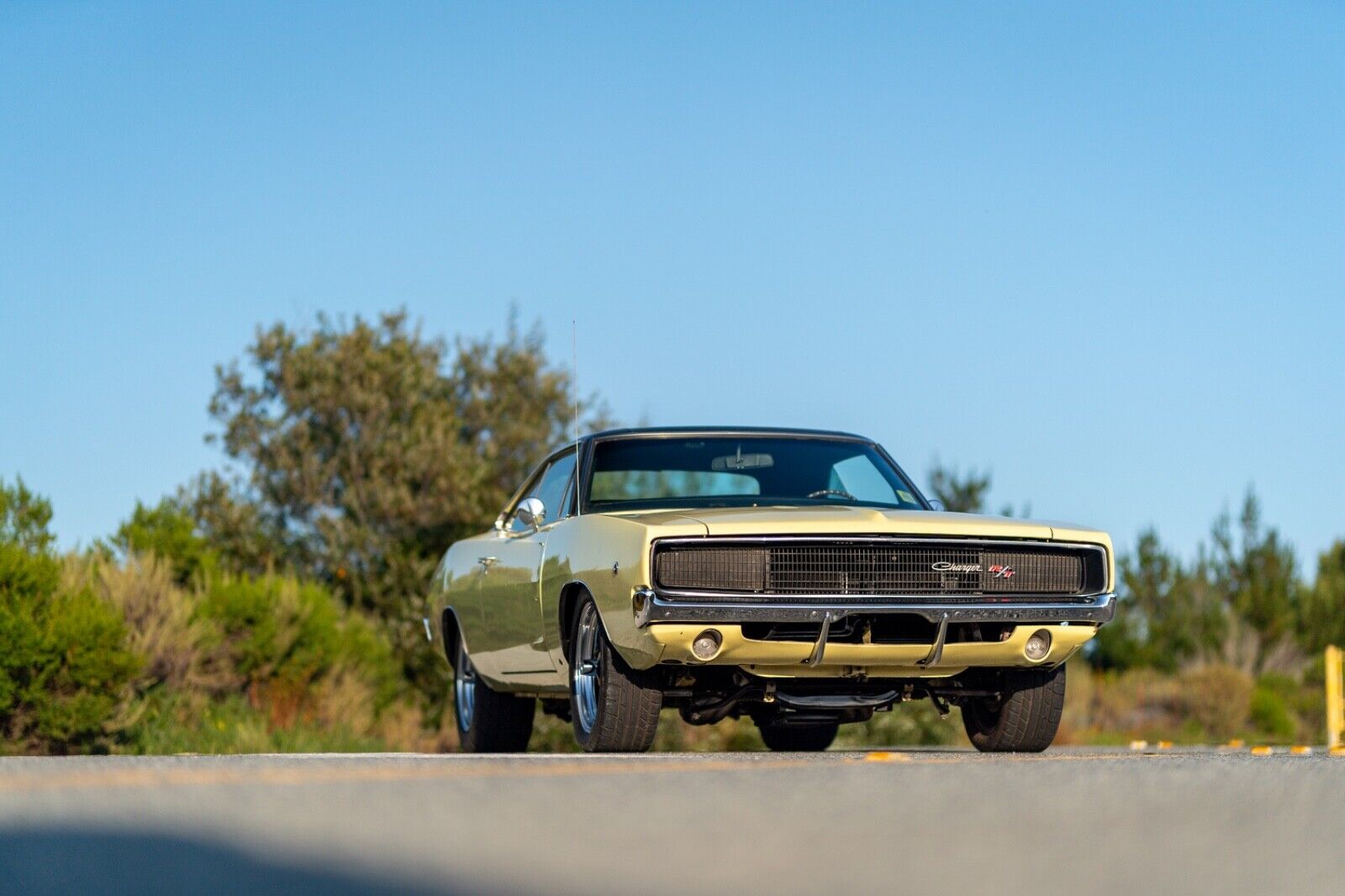 Dodge-Charger-1968-Yellow-Black-0-12