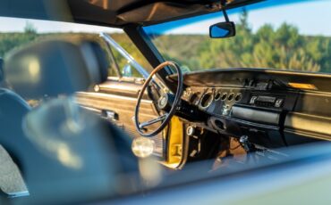 Dodge-Charger-1968-Yellow-Black-0-29