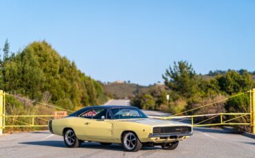 Dodge-Charger-1968-Yellow-Black-0-3