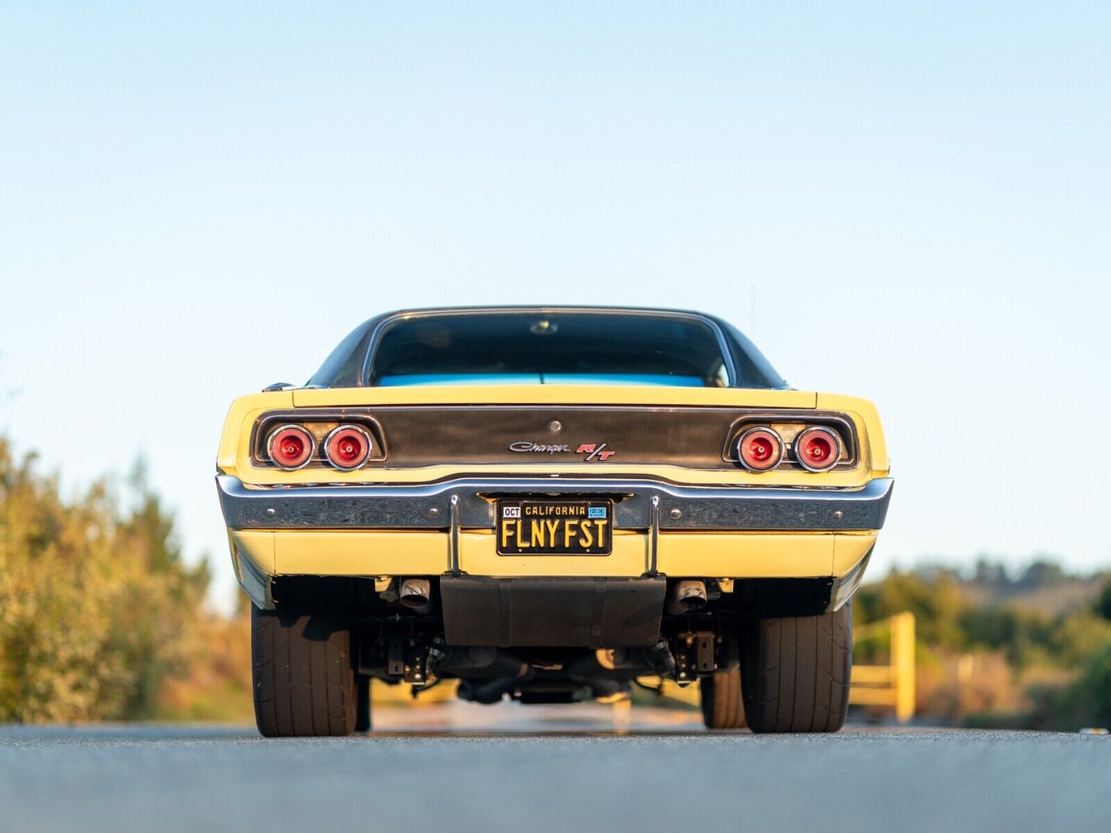 Dodge-Charger-1968-Yellow-Black-0-5